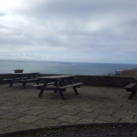 Sliabh Liag Inn Carrick  ภายนอก รูปภาพ