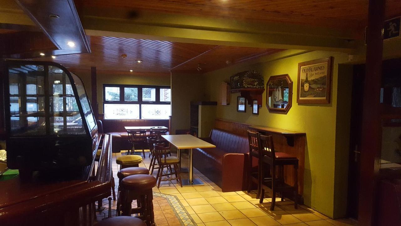 Sliabh Liag Inn Carrick  ภายนอก รูปภาพ