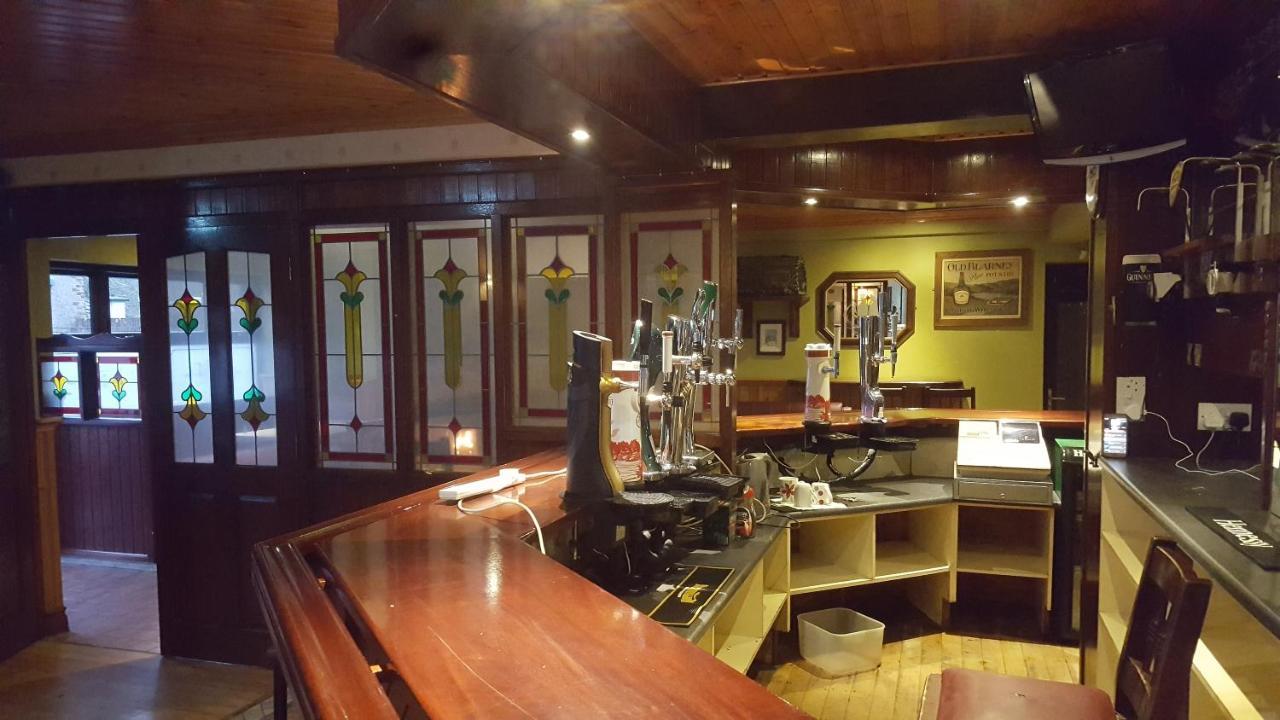 Sliabh Liag Inn Carrick  ภายนอก รูปภาพ